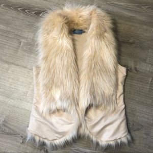 Simply Vera/Vera Wang Faux Fur Vest